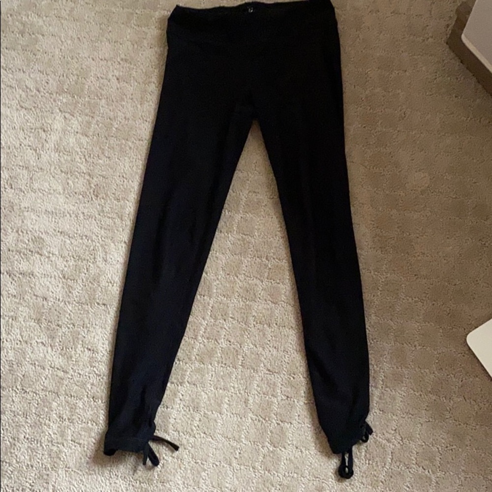 black leggings